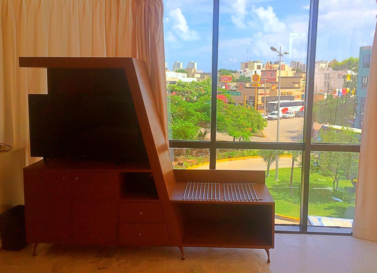 Hotel Versalles Suites Cancún Exteriör bild