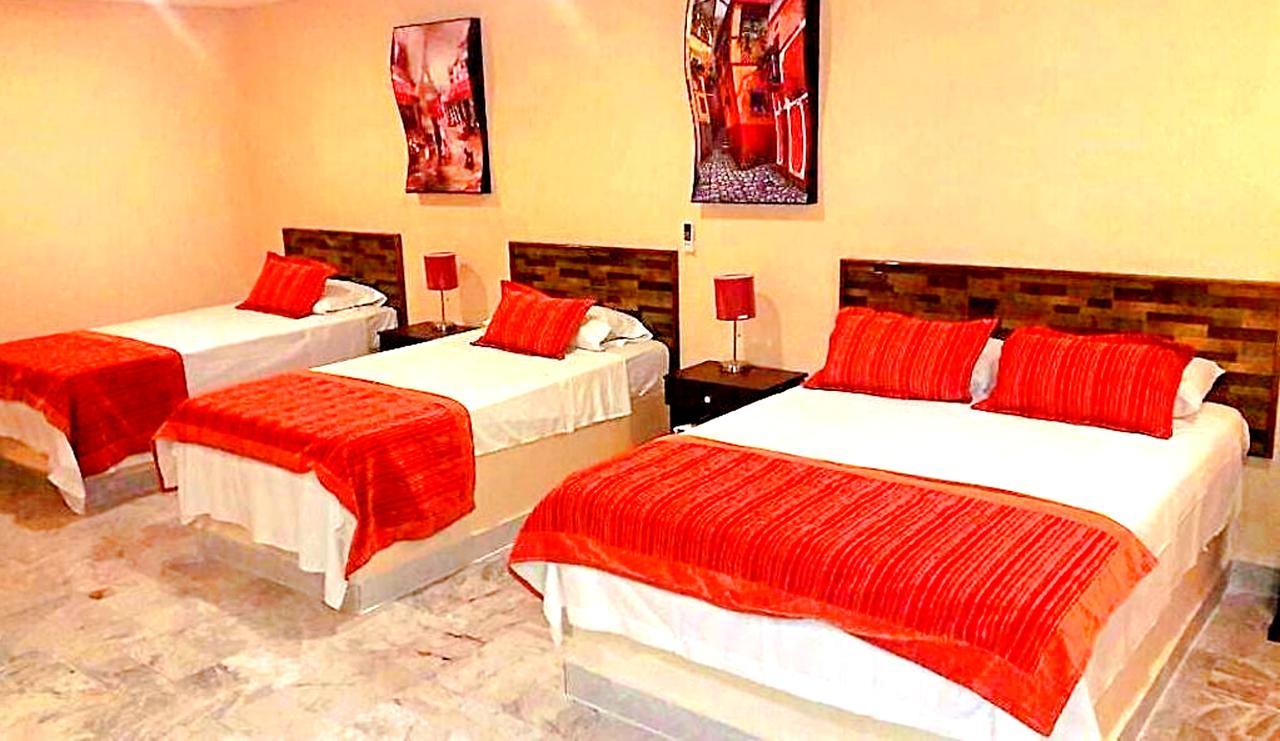 Hotel Versalles Suites Cancún Exteriör bild