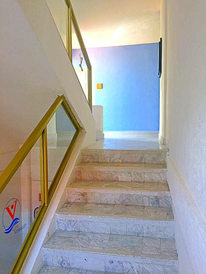 Hotel Versalles Suites Cancún Exteriör bild